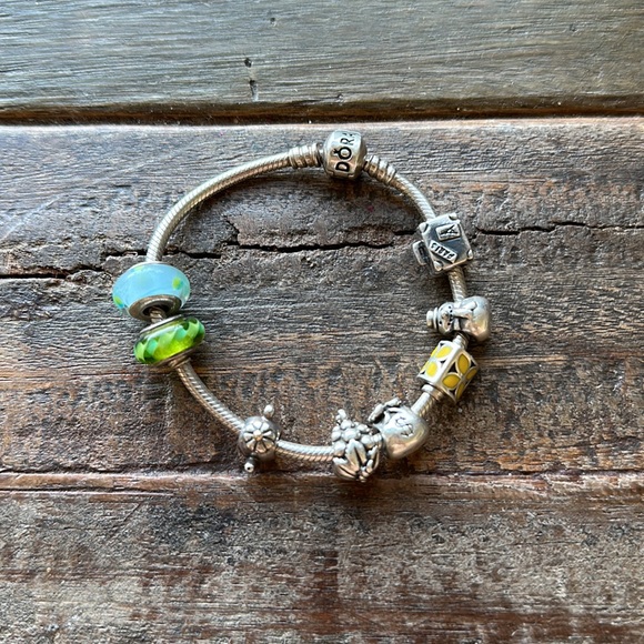 Pandora bracelet 7.5” with 8 beads - Picture 2 of 7